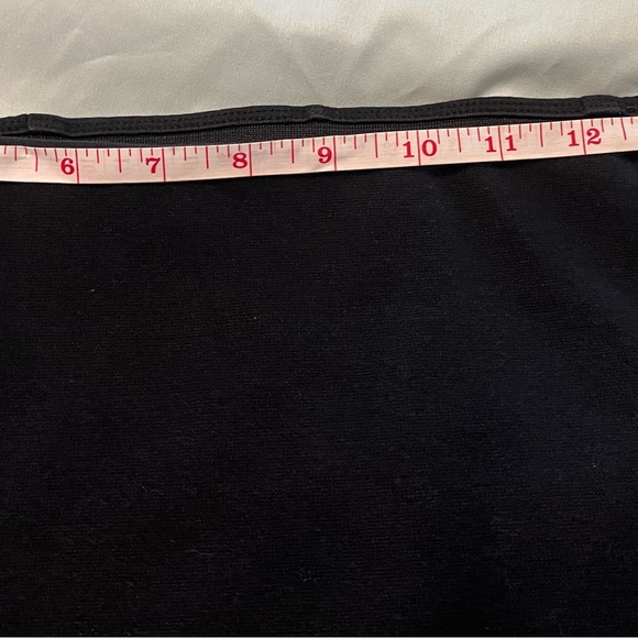 Old Navy black pencil skirt- size L!!! - Picture 4 of 4